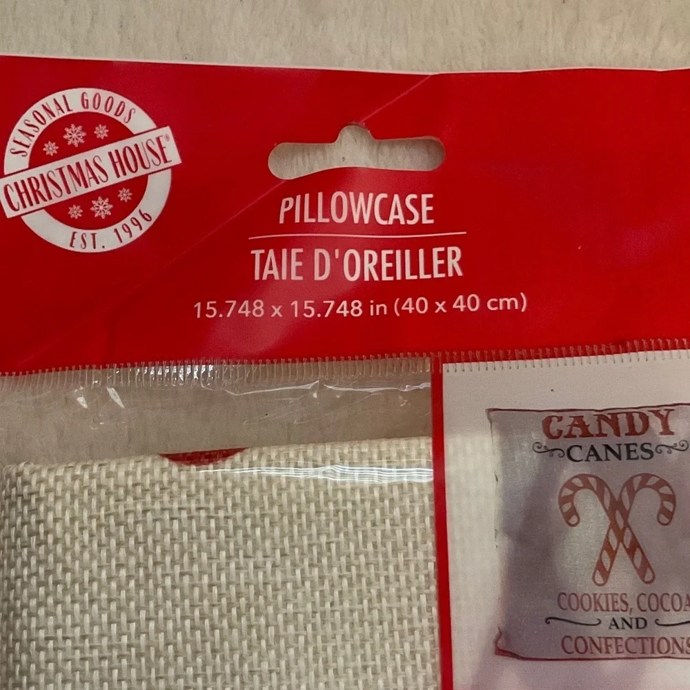 Christmas Holiday Pillowcases - Red and White
